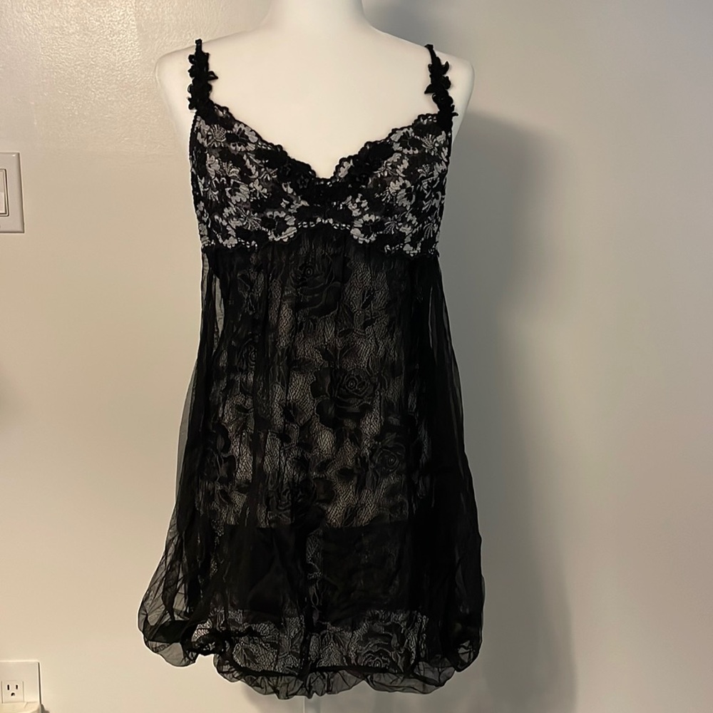 Stretch lace babydoll with balloon skirt